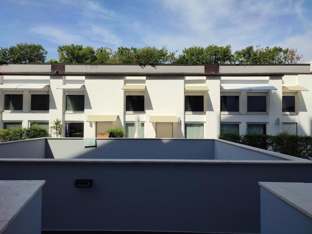Feel Like Home In Milan Bagian luar foto